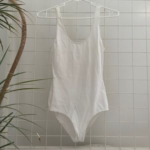 Aritzia Wilfred white tank bodysuit